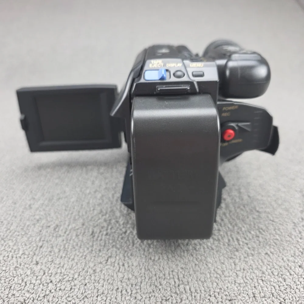 Panasonic PV-L579 Palmcorder VHS-C Camcorder Bundle - Tested and Working